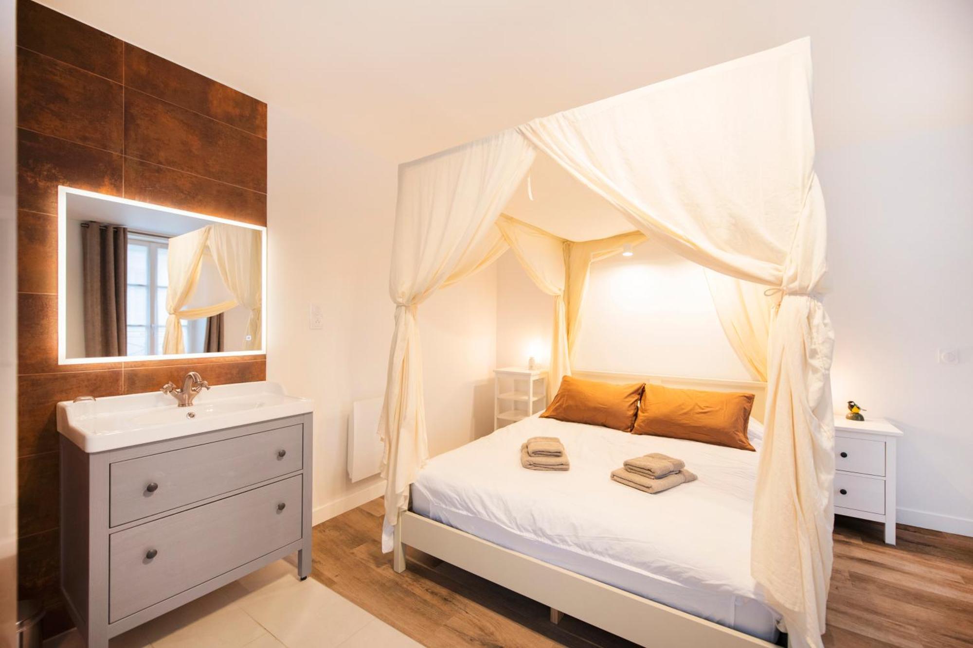 Le Laurencin Sens - Le Duplex - Coeur De Ville Екстер'єр фото