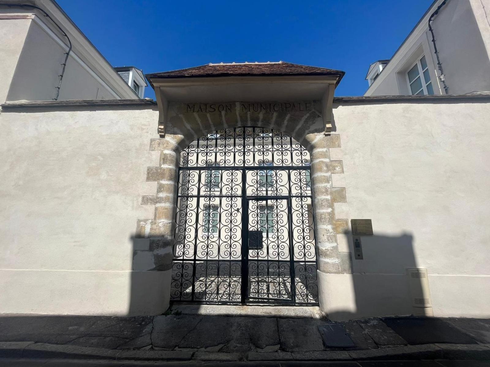 Le Laurencin Sens - Le Duplex - Coeur De Ville Екстер'єр фото
